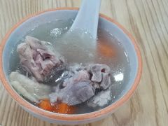 -瑞霖·隆江猪脚饭