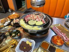 -胡悦里韩式烤肉(芝罘万达广场店)