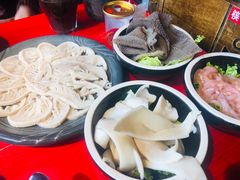 -谭鸭血老火锅(漳州路店)