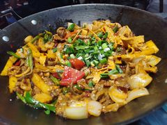 -富正毅三下锅(体育馆店)