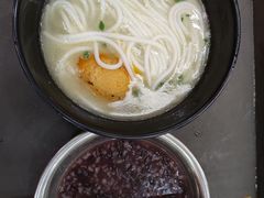 -华中科技大学百景园(三楼酒店)