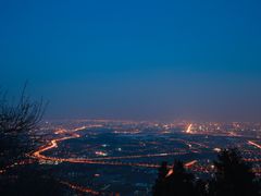 -鬼笑石后山停车场
