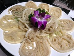 绿色毛肚-臻牧壹品雪花牛肉火锅(大兴九臻店)