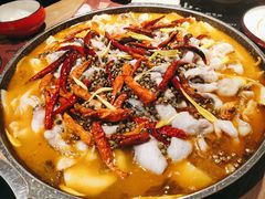 -山城外·非遗酸菜鱼(蜀都万达店)