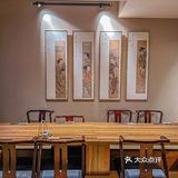 本地人私藏这家可以看解放碑跨年的料理小馆