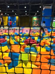 -袋鼠王蹦床公园(中信泰富万达广场嘉定新城店)