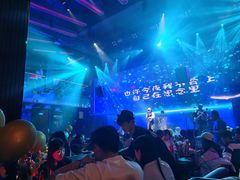 -胡桃里乐队酒馆