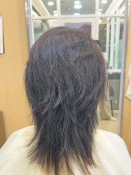 -首脑美发沙龙