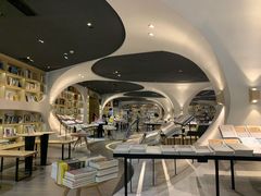 -钟书阁(珍园店)