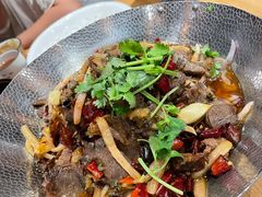 巴东茶店子牛肉-帅巴人舅母子腊蹄民俗村