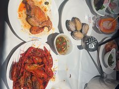 -领鲜活海鲜榴莲自助火锅(东门店)