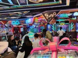 -卡通尼乐园(印象汇店)