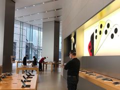 -Apple零售店(华贸购物中心店)