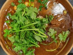 -八一路好吃街(雨田商务大厦店)