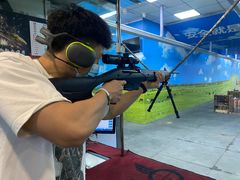 -都市枪神实弹射击俱乐部