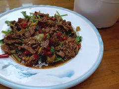 小炒黄牛肉-湘聚南县土菜馆(龙山二路店)
