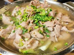 跷脚牛肉-肖四女·江湖菜(临港店)