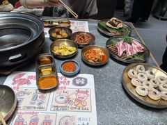 -草家酱蟹炭火烤肉店(珲春南路二店)