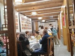 -华光驿站私房菜·黑金冠