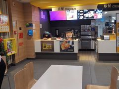 -麦当劳(世界城广场店)
