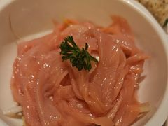 -牛YO寿喜烧·铁板烧和牛火锅自助(市府恒隆店)