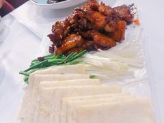 蜜制烤排配饼-阿明小菜·海鲜·上海菜(梅陇华理店)