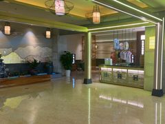 -菲拉拉漫温泉(东环路店)