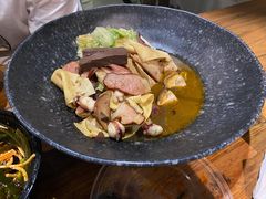 -万记麻辣烫国展总店