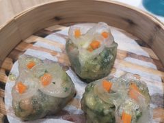-钟书阁(群光广场店)