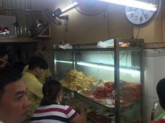 -Bánh Mì Huynh Hoa
