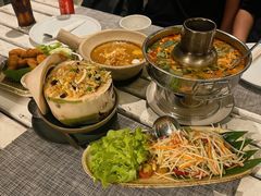 -卷心菜和避孕套餐厅(Pattaya)