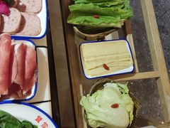 -贤合庄卤味火锅(济南泉城路店)