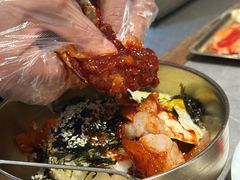 -草家酱蟹炭火烤肉店(珲春南路一店)