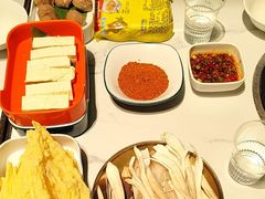 -菌小白火锅(时尚天河店)