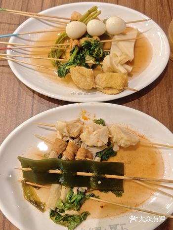 下班经过万科里发现这家宝藏串串 种类好丰富