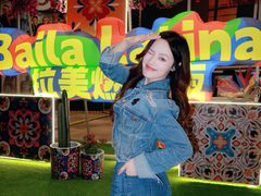 -瑞虹新天地月亮湾