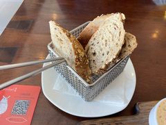 精选德式面包篮-Brotzeit博璨德国啤酒餐厅(亮马桥官舍店)