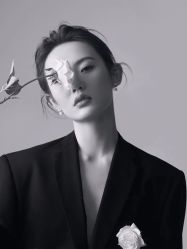 点击看大图 -定格摄影·轻奢定制写真馆