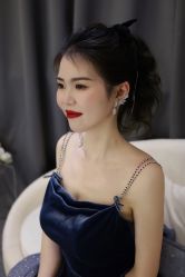 -艾米丽婚纱礼服