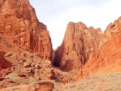 -天山神秘大峡谷