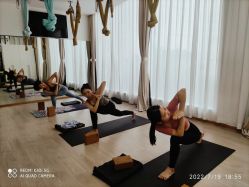 -一伽瑜伽·普拉提