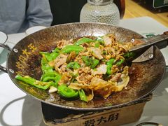 -费大厨辣椒炒肉(高铁吾悦广场店)