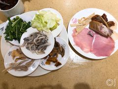 -桥香园云南过桥米线(金马碧鸡店)