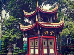 -峨眉山报国寺