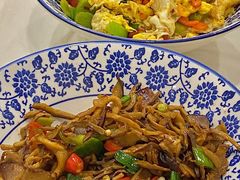 烟笋腊肉钵-新新湘菜馆(新中街二条店)