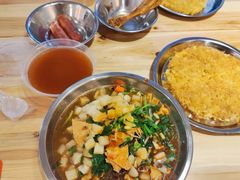 -柳州肥姨妈大骨螺蛳粉(东靖路店)