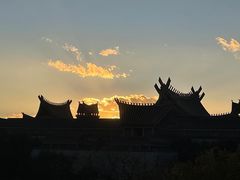 -七彩云南古滇温泉山庄