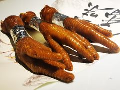 -姜君·千岛湖鱼头馆(浦东大道店)