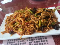 特色鱼香肉丝-桃子餐厅·天津菜(红星路直营店)