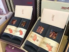 -忆食尚腊味煲仔饭(华南城店)